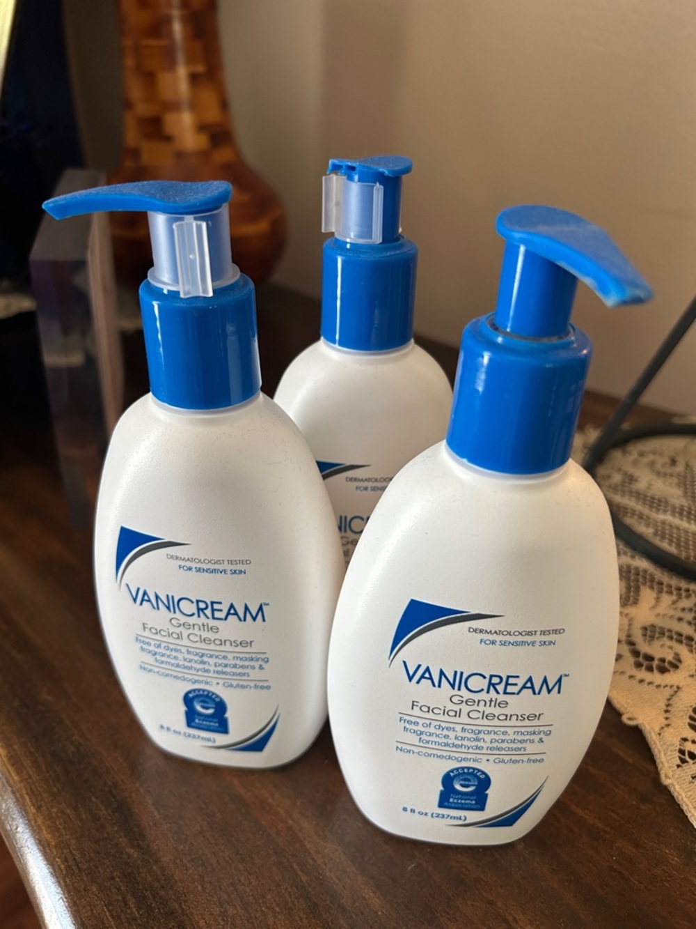 Vanicream Gentle Facial Cleanser - Blue & White Pump Bottle